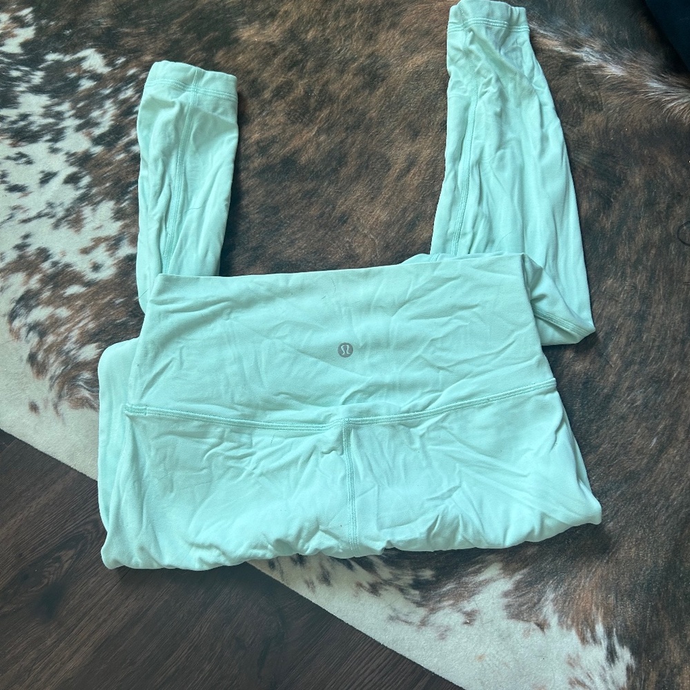 Lulu lemon high rise align size 8